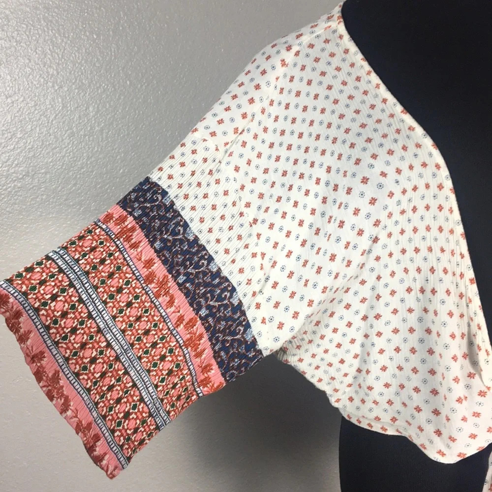 Patrons of Peace‎ Cropped Boho print Kimono Top - Picture 3 of 11